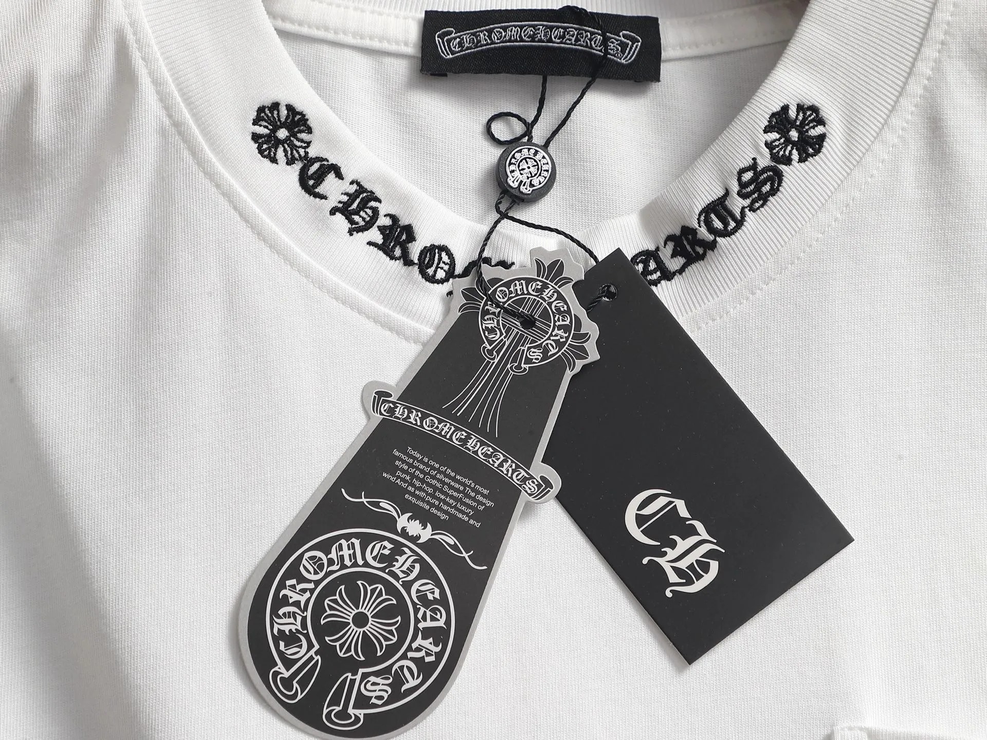 𝗖𝗵𝗿𝗼𝗺𝗲 𝗛𝗲𝗮𝗿𝘁𝘀/ 2026 New Arrival Original T 👑 ！ ！ ✟ ！ 👍 ✂️Quality , ！ 。 ： ➕100% 。Authentic ➕ ➕3D ➕ ： ！ ！ Authentic ！ Same Style ！ ：White Black Size：S-XL